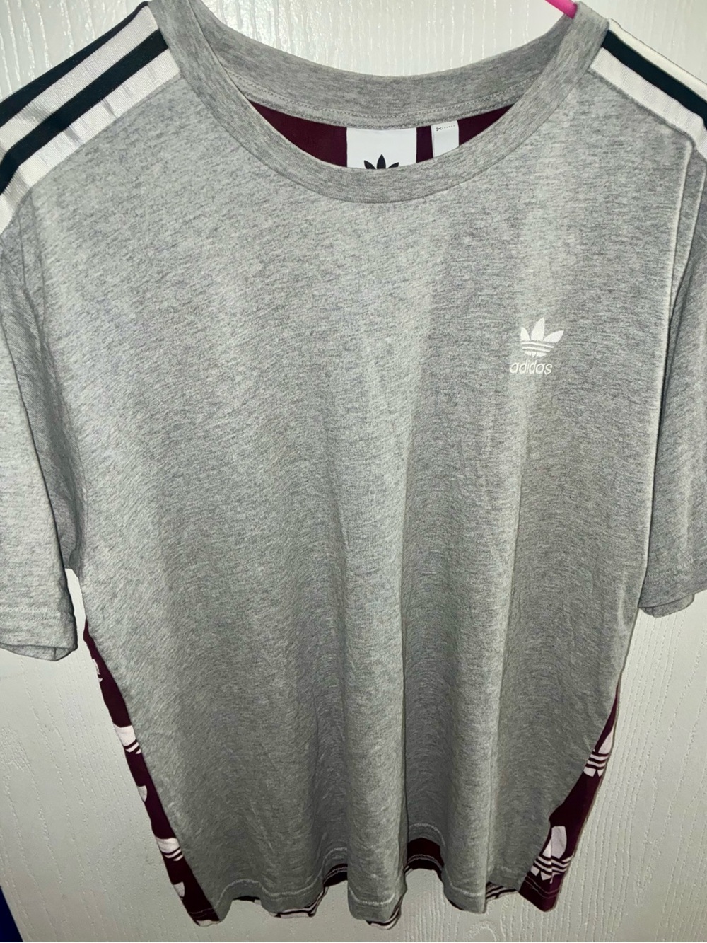 adidas Gray Burgundy Trefoil 3-Stripes T-Shirt L
